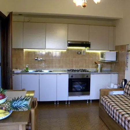 Apartman In With Garage Pietra Ligure